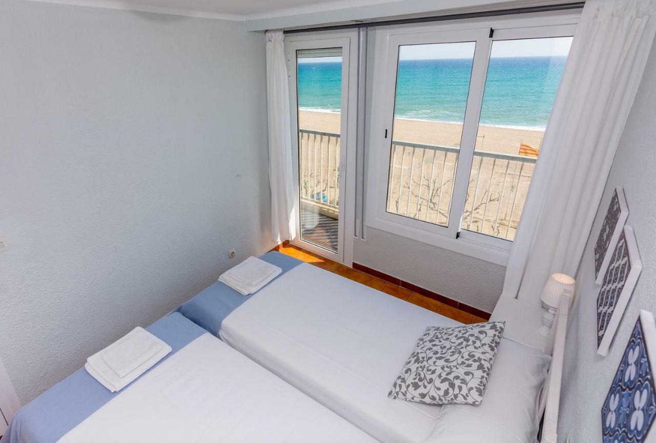 Homeholidaysrentals Etoile Calella Exterior photo